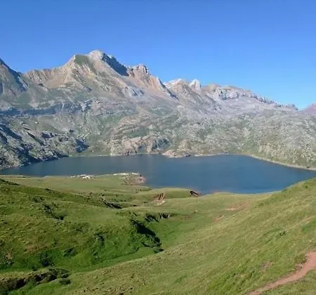 Holiday home Chalet En El Pirineo. Jaca, Zona Centrica *