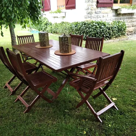 Chalet En El Pirineo. Jaca, Zona Centrica Holiday home