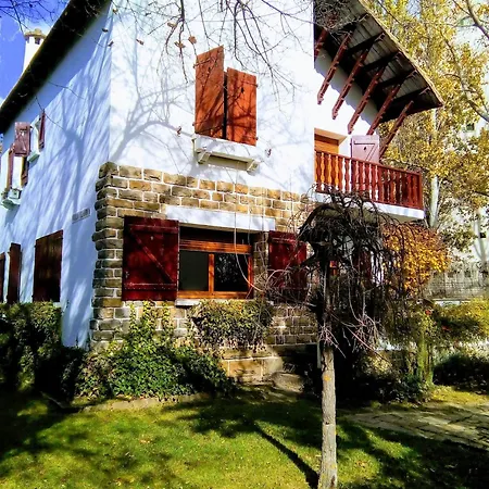 Holiday home Chalet En El Pirineo. Jaca, Zona Centrica